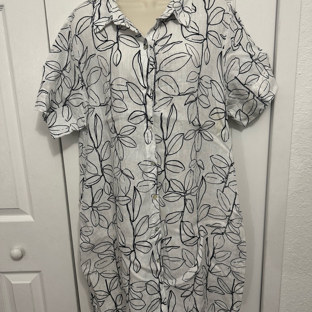 Women’s Cynthia Rowley Black and White Leaf Print tunic dress